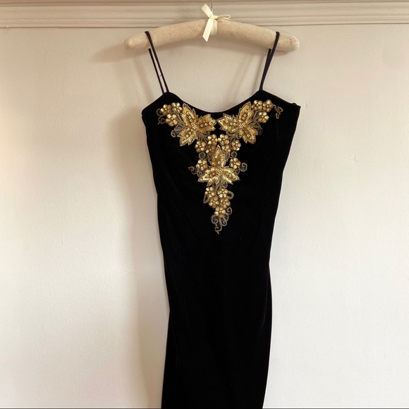 Vintage Black Velvet Wiggle Dress - Picture 6 of 9